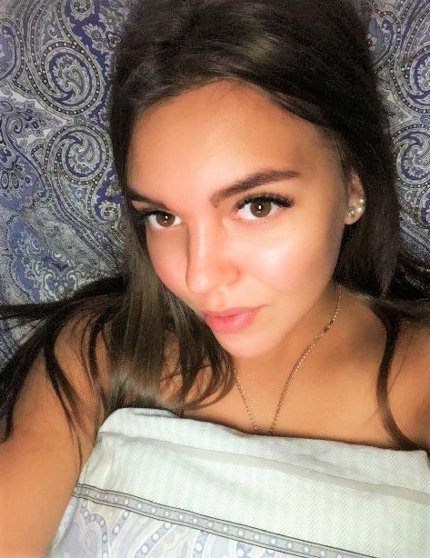 Алла индивидуалка у метро Московские Ворота